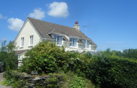 Monks Cleeve Bed and Breakfast